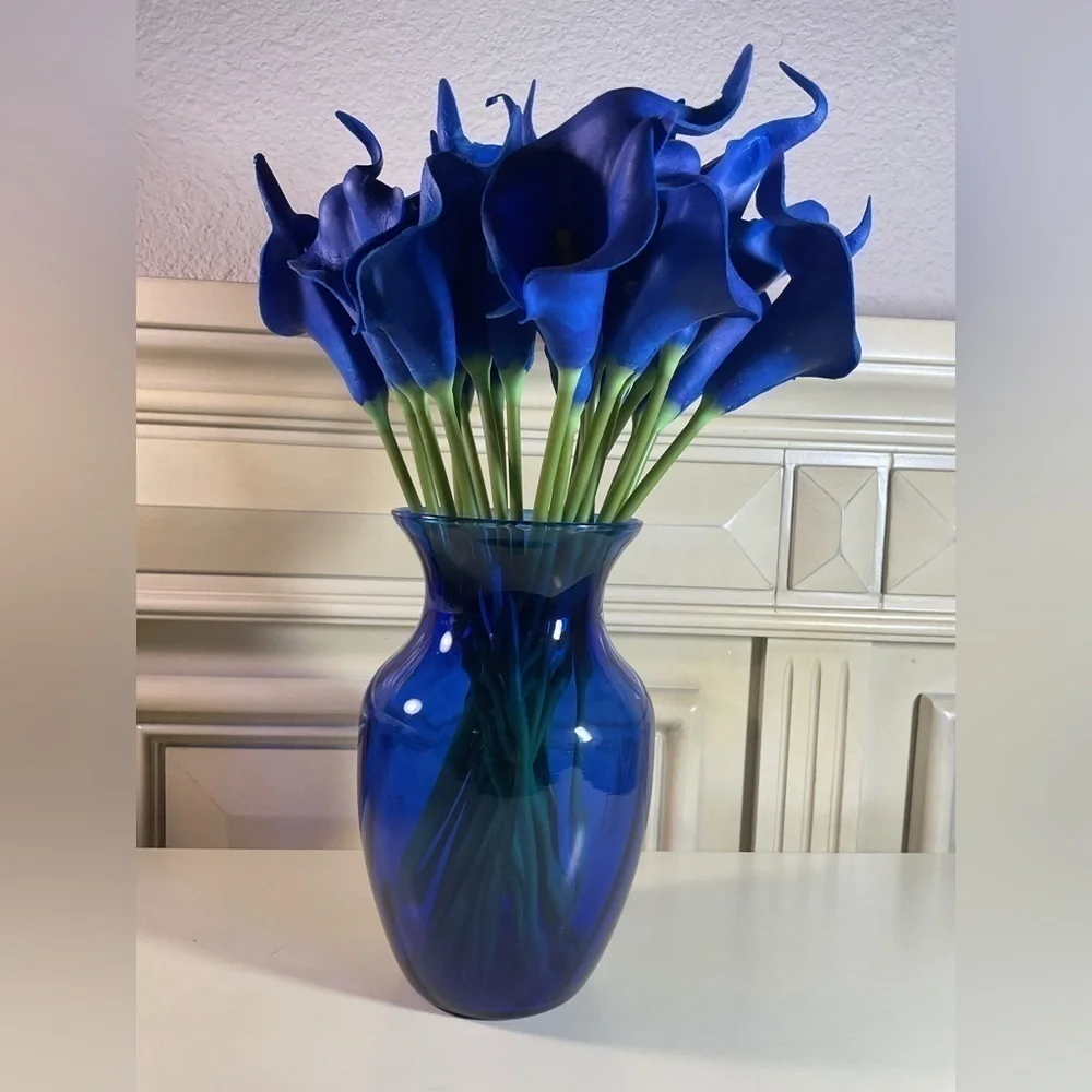 Vintage Ribbed Cobalt Blue Glass Vase Modern Coastal Home Decor